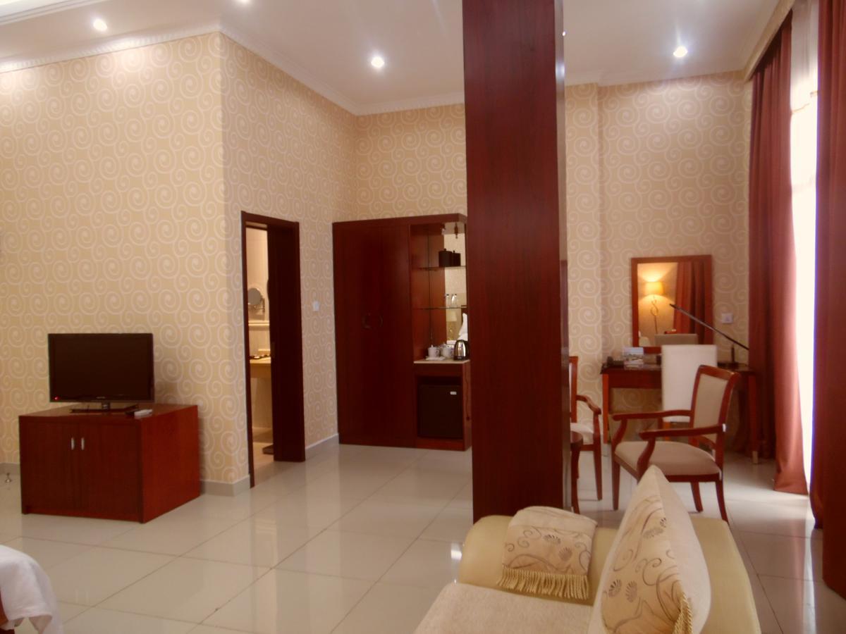 Hotel Belair Residence 부줌부라 외부 사진