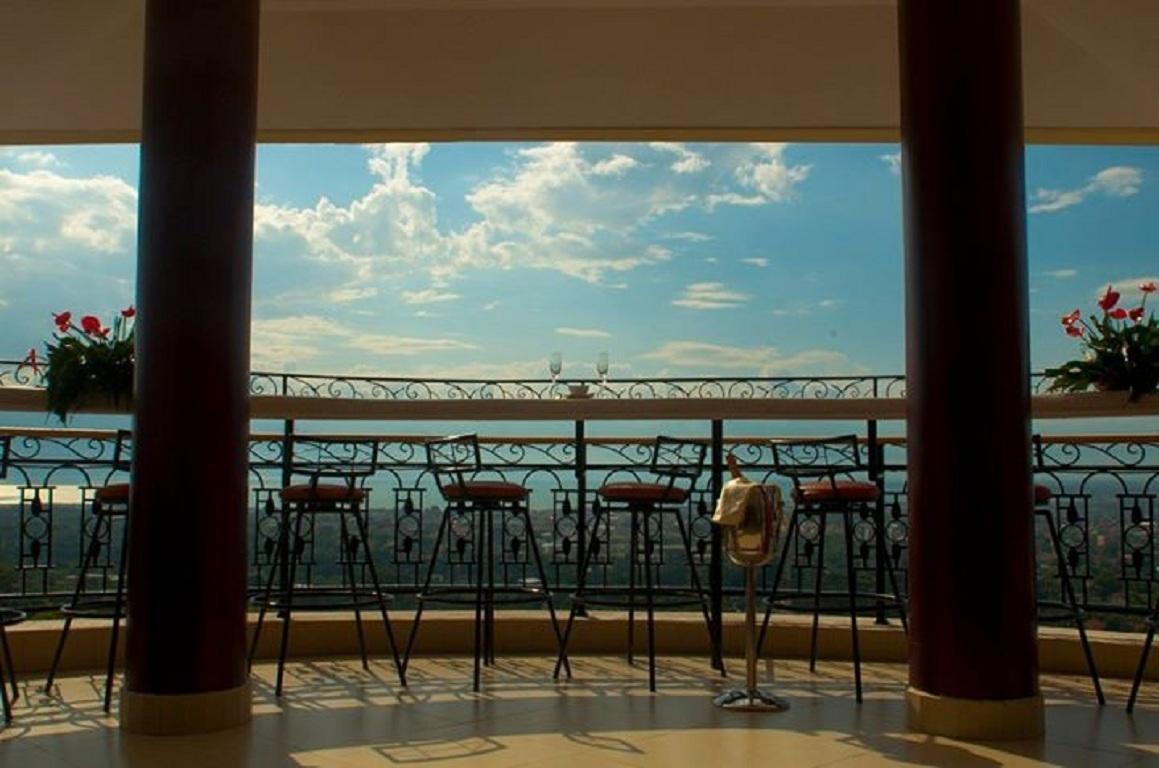 Hotel Belair Residence 부줌부라 외부 사진